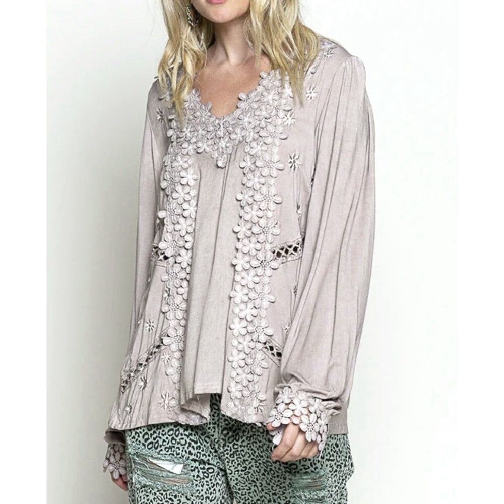 POL Floral Applique Embroidered Top Womens Size Large Romantic Cottagecore Boho